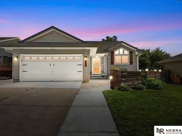 253 Gregory St, Lincoln, NE 68521