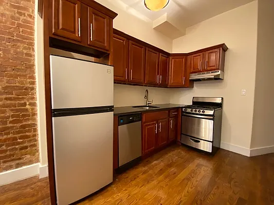 Rented by Simply Brooklyn Realty Inc | media 2