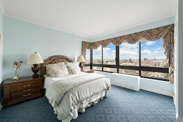 Sold by SERHANT. | media 8