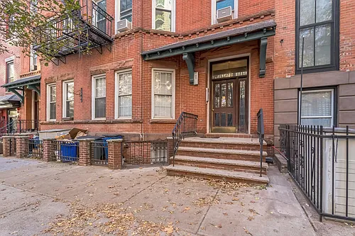 318 Hudson St #B Photo 1
