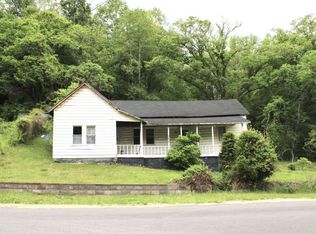 3655 Grahn Rd, Olive Hill, KY 41164