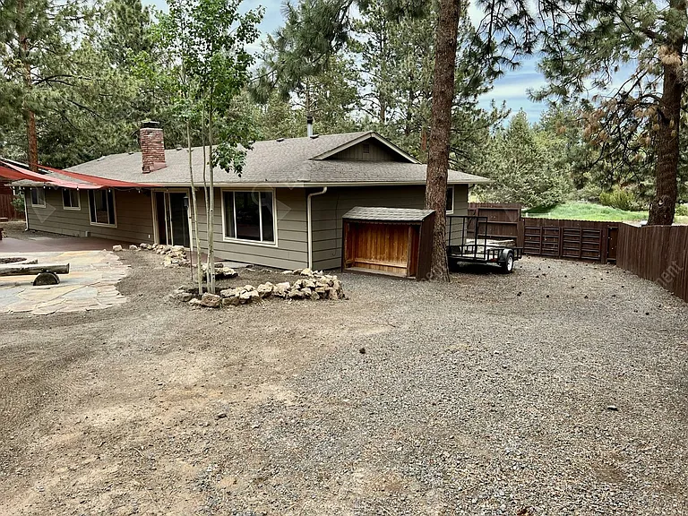 61121 Echo Hollow Rd — Photo 25
