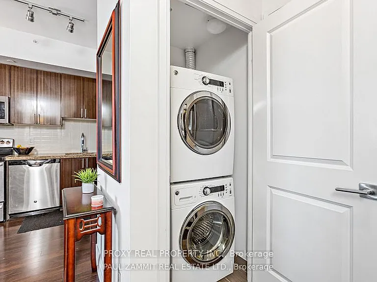 7167 Yonge St #621 — Photo 14