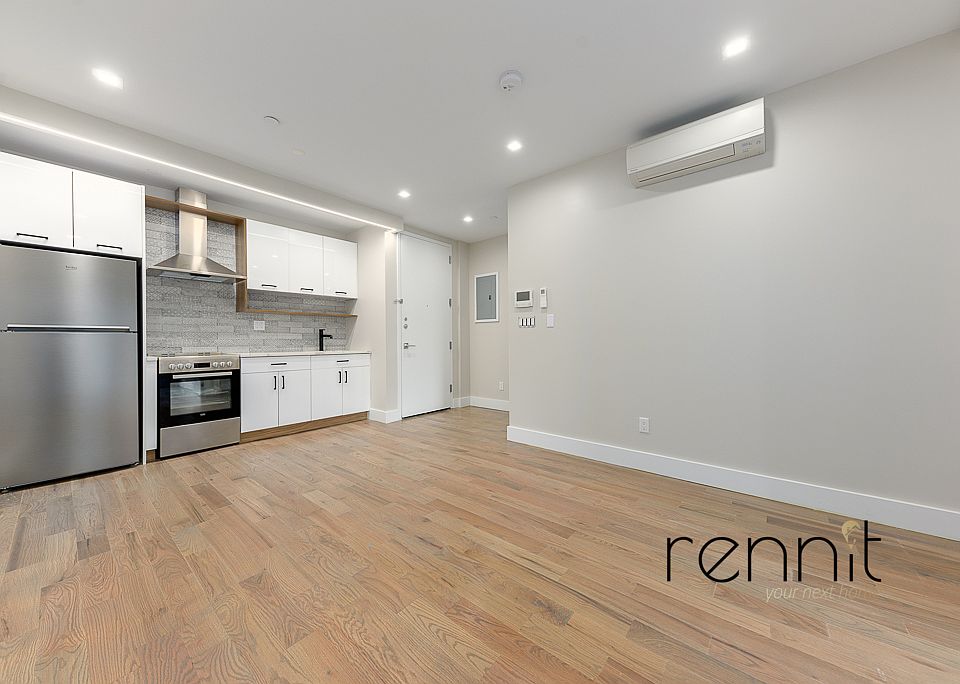 1st image of 591 Rutland Rd APT 3F