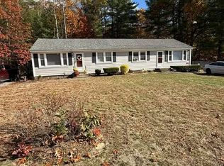 20 Woodland Dr, Litchfield, NH 03052