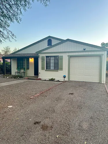 327 N Desert Stra Photo 1 327 N Desert Stra Photo 1