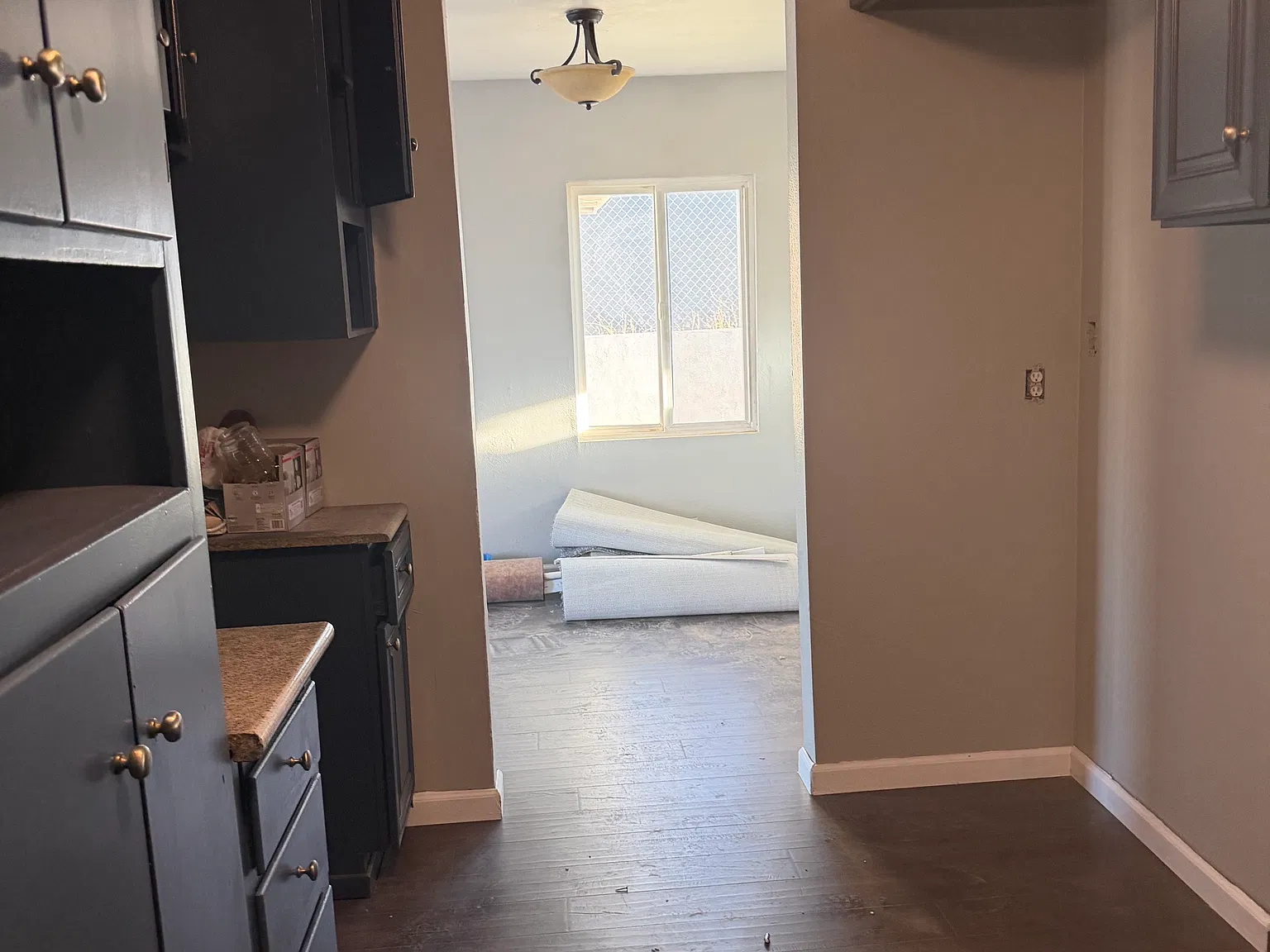 6 bed, 1482 sqft, $2,150 — Photo 4