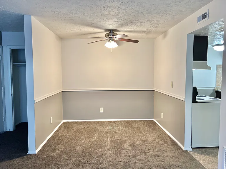 The Woods Apartments — Photo 37