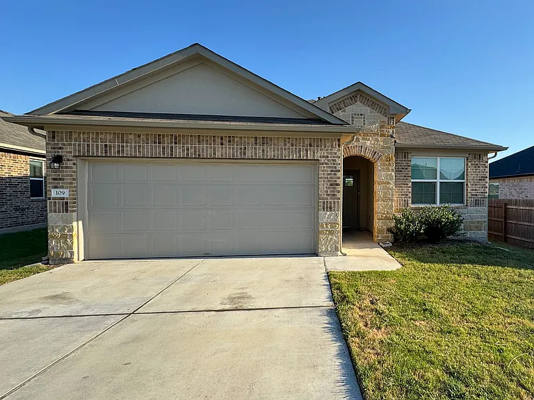 109 Brody Ln — Photo 26