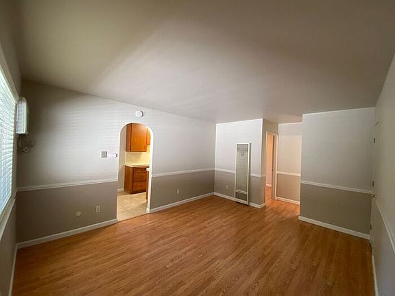3rd image of 2314 D St #1