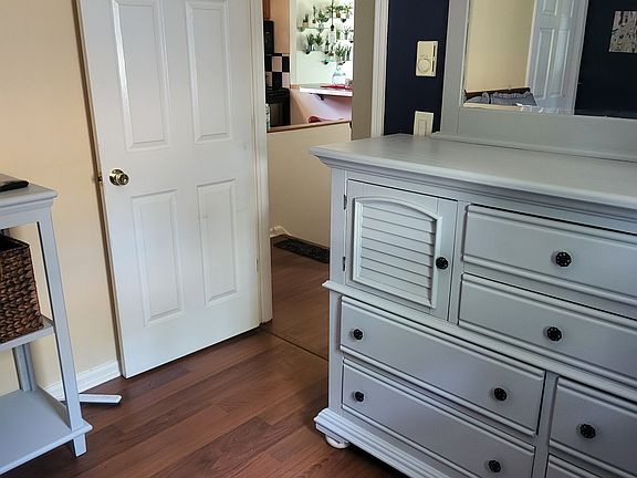 3rd image of 22 Rawson St #3