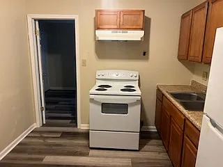 2711 Woodrow Dr #5 — Photo 3