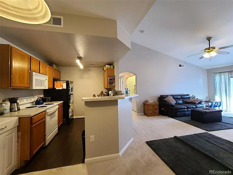 7440 S Blackhawk St #8303 — Photo 5