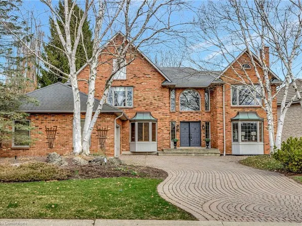 95 Deerview Pl, Hamilton, ON L9G 4S2