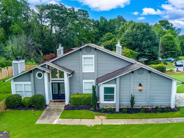 3368 Clubland Dr, Marietta, GA 30068