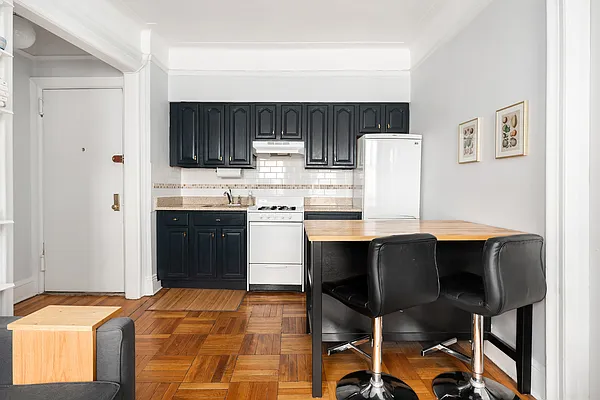 Sold by Casa Blanca Real Estate | media 2