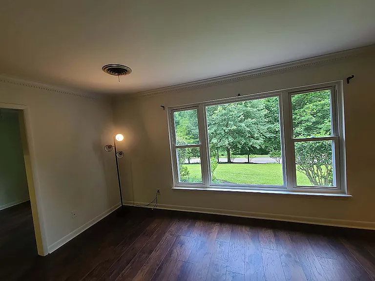 1002 Dixon Dr — Photo 30