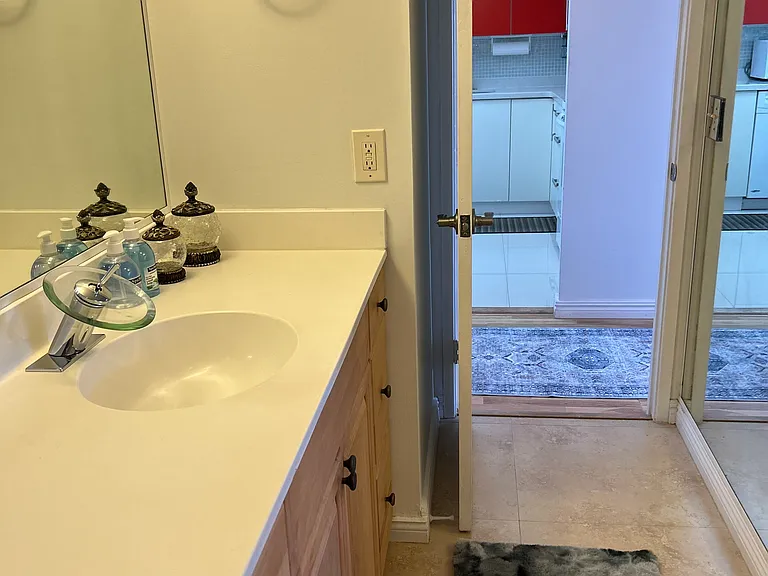 1301 Miami Gardens Dr #1421W — Photo 17