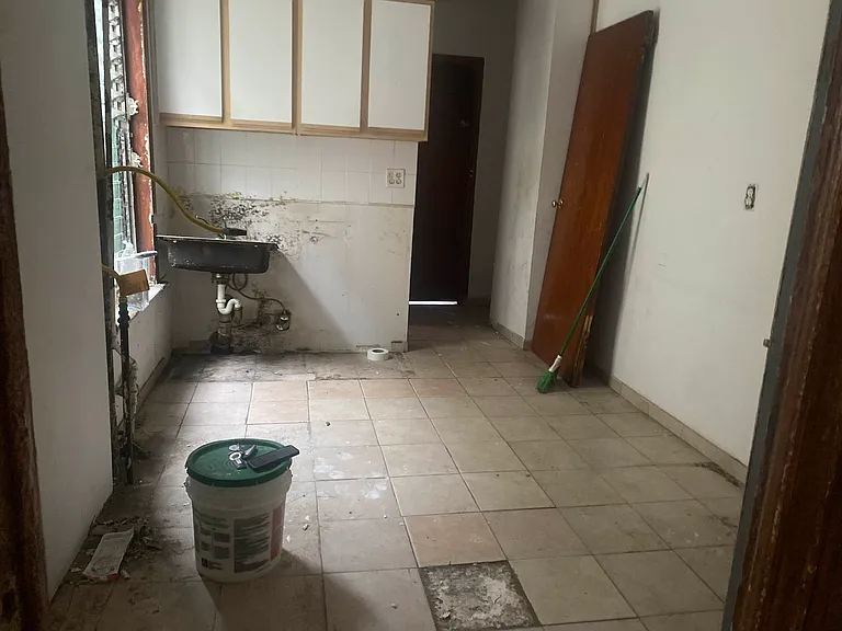 25-43 35th St #2L — Photo 3