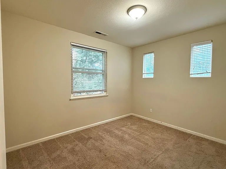 3574 Altamira Ter — Photo 13