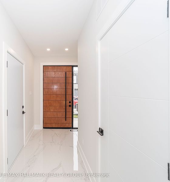 Ottawa House for rent - 4 Bedrooms — photo 2