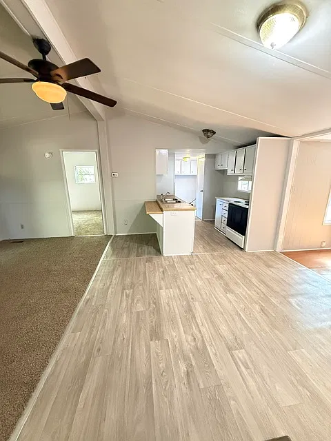 3 bed, 1048 sqft, $1,350 — Photo 4