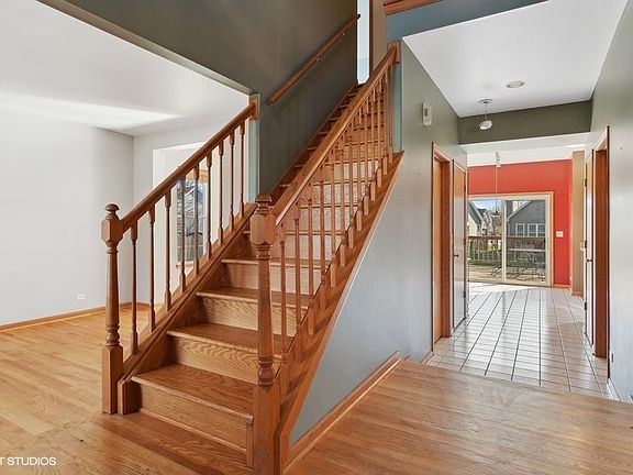 2nd image of 1660 Blackwell Ln