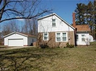 1047 Highland Rd E, Macedonia, OH 44056