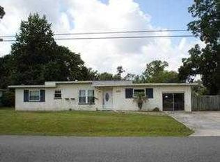 1152 Gunka Rd, Jacksonville, FL 32216