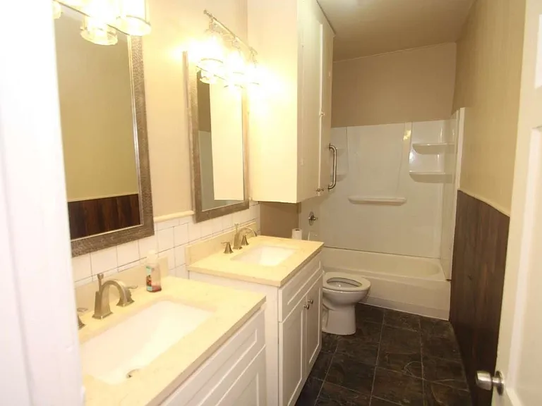 422 Tennessee St — Photo 8