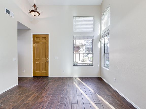3rd image of 1225 N 36th St Unit 1062