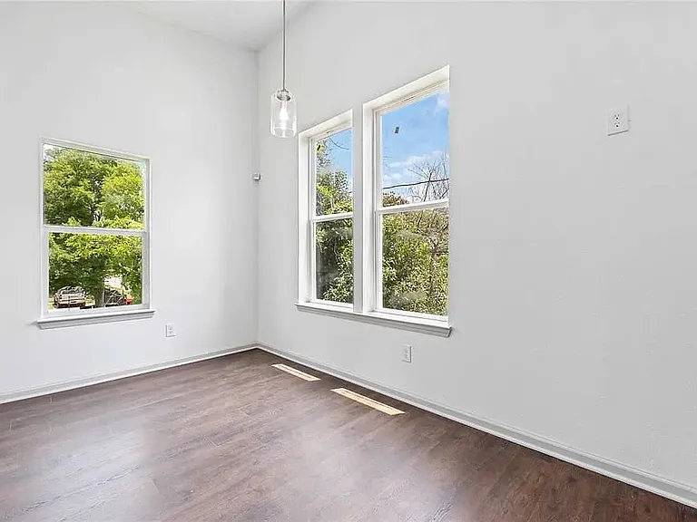 4711 Sayers St — Photo 10