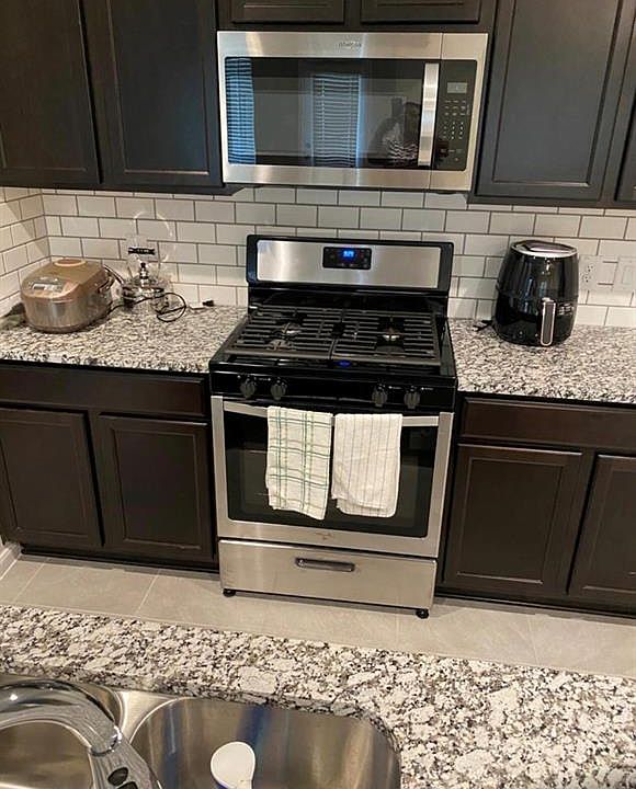 2nd image of 3403 Windham Way Ln