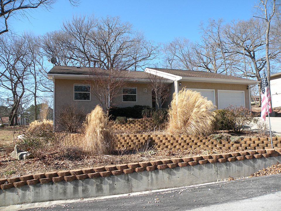 1st image of 13 Indian Wells Dr