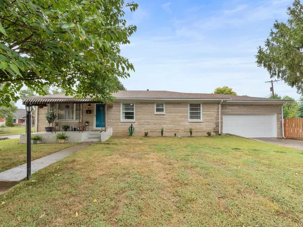 685 Hi Crest Dr, Lexington, KY 40505