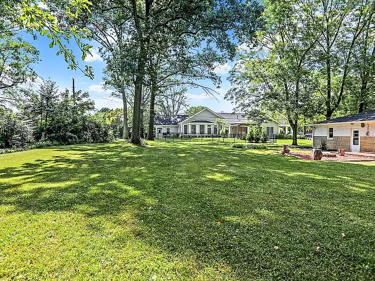 3315 Beech Dr — Photo 34