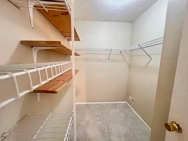 6269 Grayson St — Photo 9