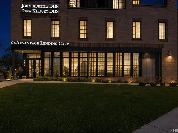 804 N Main St #3A, Rochester, MI 48307