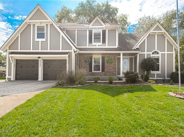 8533 Hall St, Lenexa, KS 66219