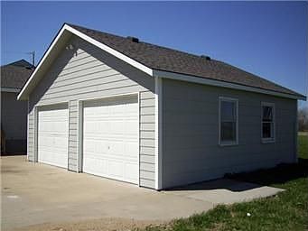 4th image of 27850 W 375th St