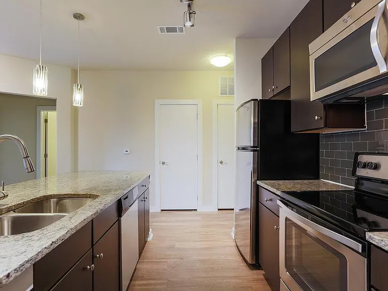 1900 Barton Springs Rd #2034 — Photo 3