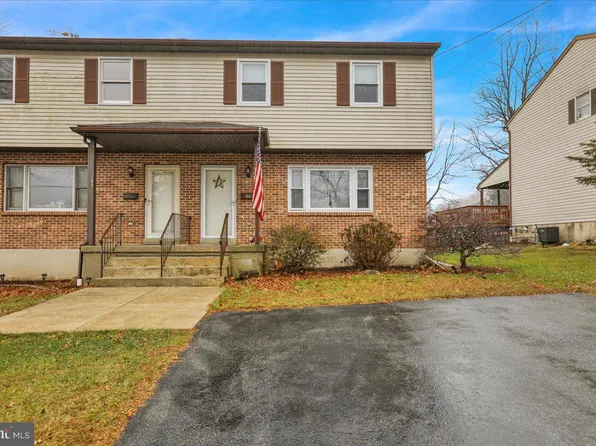 106 Oak Ln, Reading, PA 19606