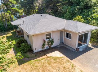 259 NW 55th St, Newport, OR 97365
