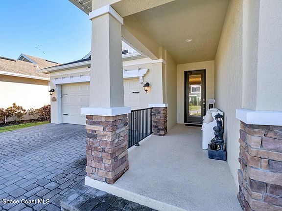 5th image of 8021 Strom Park Dr