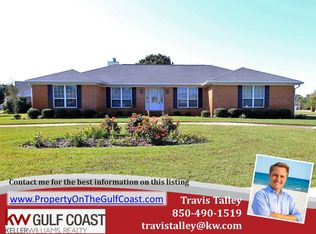 1337 Ceylon Dr, Gulf Breeze, FL 32563