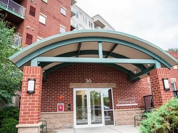 36 Village Rd APT 309, Middleton, MA 01949