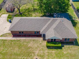 519 La Cresta Dr, Red Oak, TX 75154