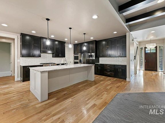 4th image of 2875 S Brandenberg Ave