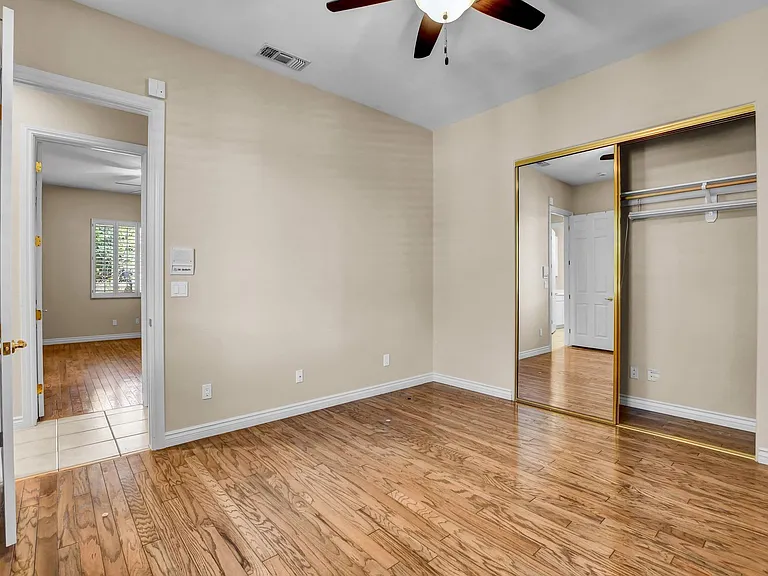 9101 Crystal Lake Ct — Photo 50