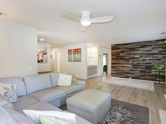 4th image of 11575 Sutters Mill Cir